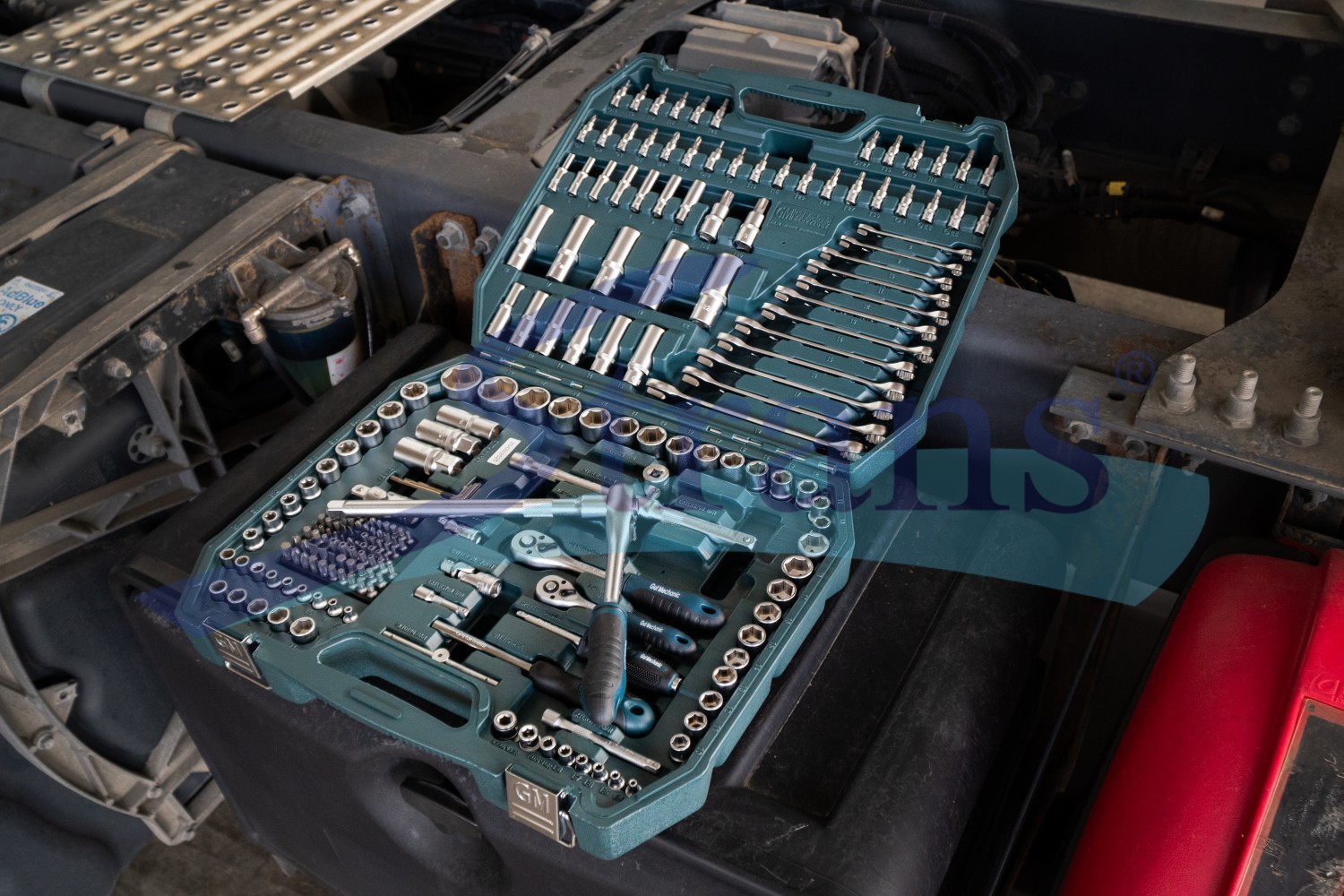 Набір Інструментів Gut Mechanic 216 Шт Gm01216 купити в Україні